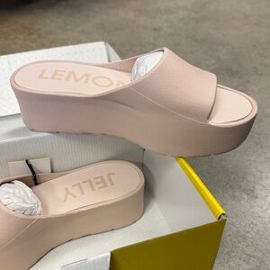 Lemon Jelly Women's Blush Platform Slides